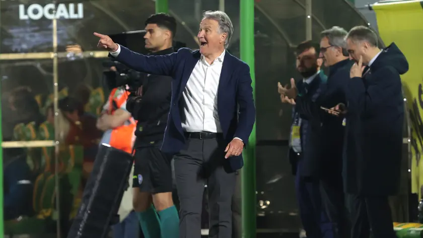 Attilio Tesser in panchina (Lasorte)