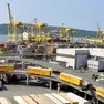 Una veduta del piazzale e dello svincolo del Molo VII del porto di Trieste
