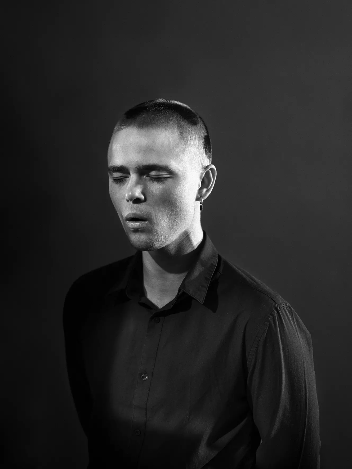 Un ritratto esposto di Alex Majoli