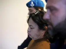 Olena Stasiuk scortata dalla Polizia penitenziaria (foto Andrea Lasorte)