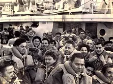 Emigranti friulani in viaggio verso l’Argentina nel 1951