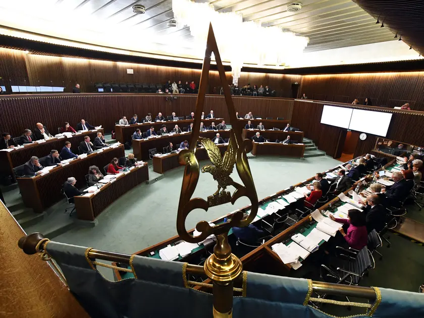 Uno scorcio dell'aula del Consiglio regionale a Trieste