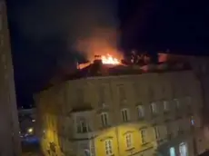 Il fotogramma di un video dell’incendio a Fiume pubblicato sul sito 24sata