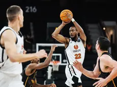 Markel Brown in azione sul parquet di Istanbul Foto Bcl