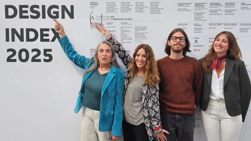 Chiara Lamonarca, Paola Fortuna e i collaboratori Giovanni Capra e Giulia Saccon