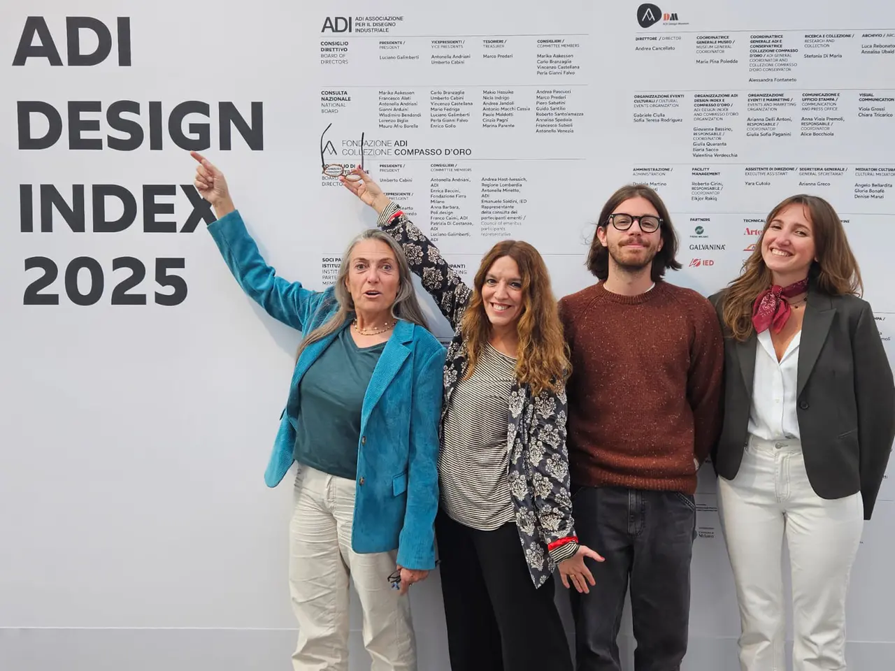 Chiara Lamonarca, Paola Fortuna e i collaboratori Giovanni Capra e Giulia Saccon