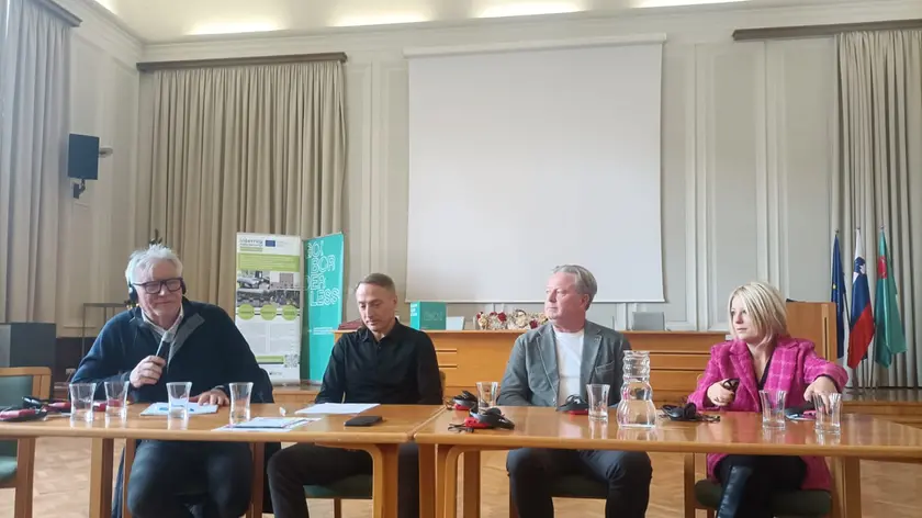 Un momento dell'incontro che si è tenuto oggi a Gorizia