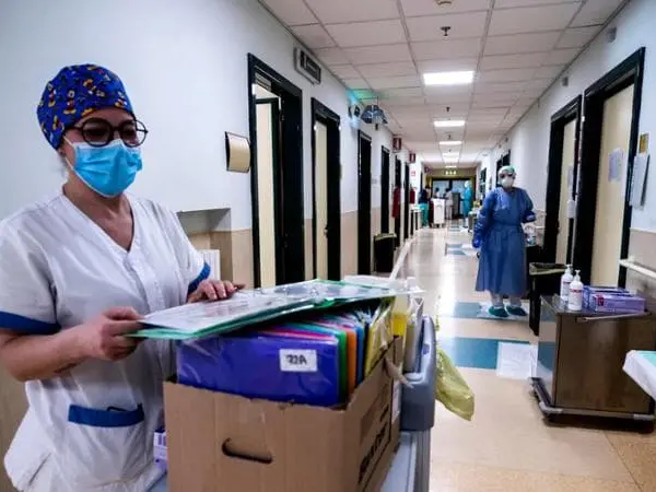 Figure professionali richieste: si va dagli infermieri ai tecnici audiometristi e ai fisioterapisti