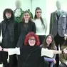 Alcuni dei 16 diplomati del corso di sartoria per costumi teatrali e cinematografici. Fotoservizio Lasorte