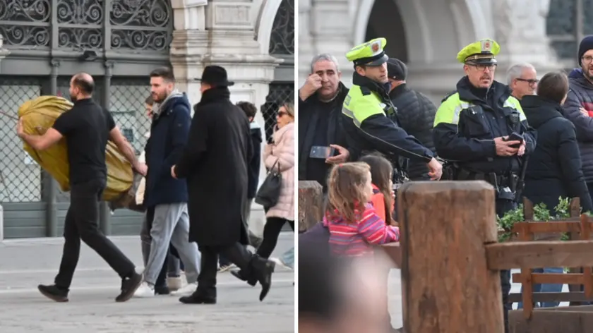 A sinistra il sindaco Dipiazza insegue la statua mozzata, a destra la Polizia locale (foto Bruni)