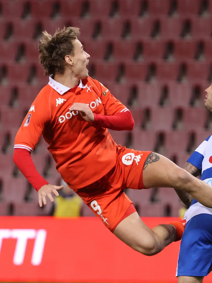 Un’acrobazia di Eetu Vertainen (foto Lasorte)