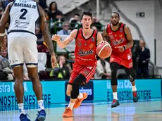Michele Ruzzier in azione contro Sassari Foto Ciamillo-Lasorte