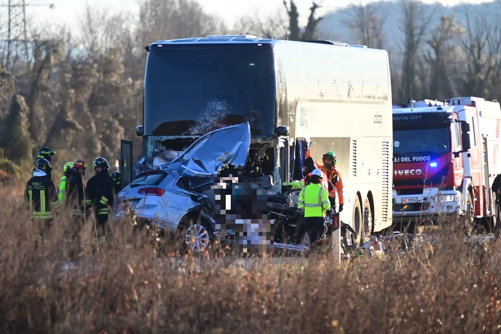 Le immagini dello schianto