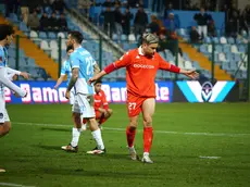 Alessandro Faggioli guarda il dischetto del rigore foto Ciamillo/Lasorte