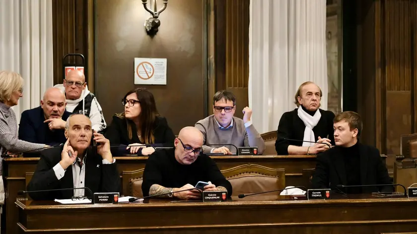 I banchi del centrodestra in Consiglio comunale (Silvano)