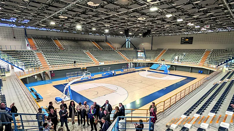 Spalti e parquet del Palabigot dopo l’intervento di riqualificazione