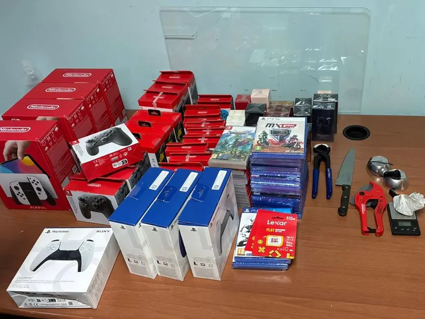 La merce rubata scovata a Marina Julia