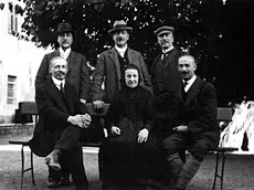 Charlotte Fabiani, la cui storia è narrata dal pronipote Renato Ferrari, nel 1920 con i figli