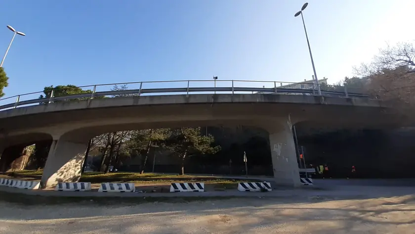 Il cavalcavia di Santa Barbara a Muggia