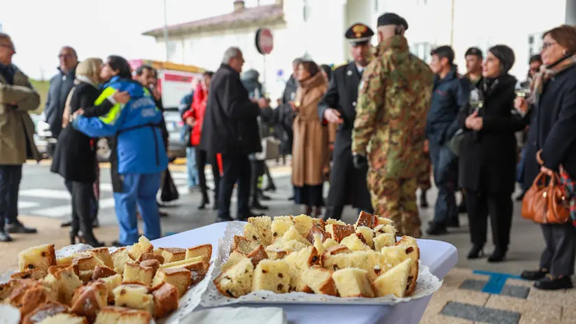 Gli auguri alle forze dell’ordine