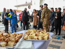 Gli auguri alle forze dell’ordine