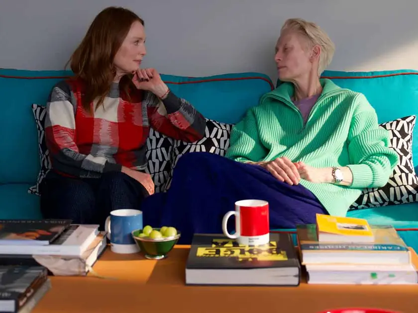 Un frame di “La stanza accanto” di Pedro Almodóvar (2024)