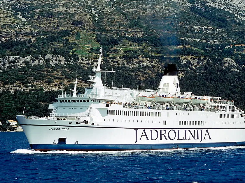 Lo storico traghetto Marko Polo, che dal 2026 smetterà di operare sulle coste italiane