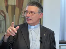 Il vescovo di Trieste Enrico Trevisi (Bruni)