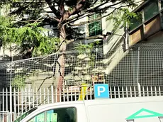 Il 14 dicembre Abdul Nasir Khan è evaso dal carcere del Coroneo. Ha approfittato dell’ora d’aria per nascondersi sotto un tavolo, per poi scavalcare il muro, calarsi con un lenzuolo e sfruttare i ponteggi del cantiere (nella foto di Lasorte)