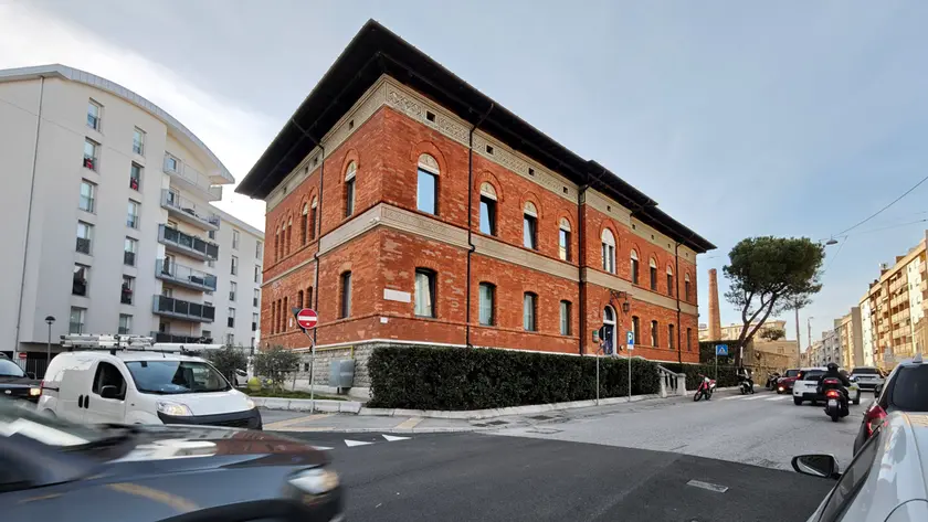 L’ex ospedale geriatrico della Maddalena, oggi sede del Csm (Lasorte)