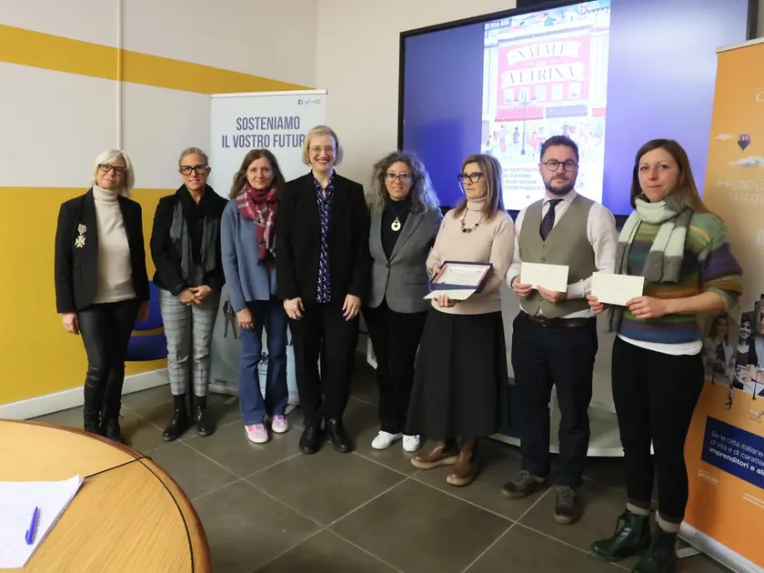 La premiazione dei commercianti. Foto Lasorte