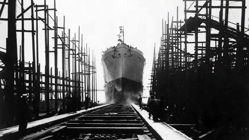 Il varo della Kaiser Franz Joseph dal cantiere di Monfalcone nel 1911