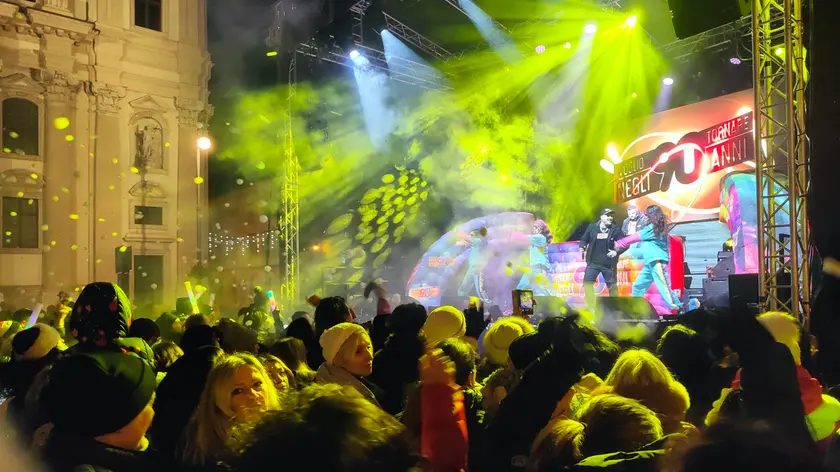 La serata anni '90 in piazza Vittoria