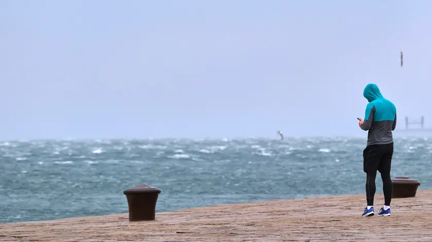 Bora sul golfo di Trieste in una foto dei giorni scorsi (Silvano)