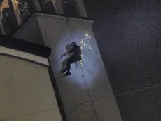 Befana e Re Magi acrobatici dal campanile della Campagnuzza