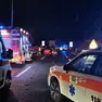 Un'auto si è cappottata ed è stata centrata da un camion sul raccordo autostradale di Trieste all'altezza dello svincolo di Trebiciano