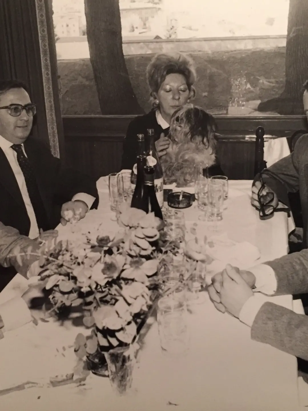 Nella foto dell’archivio Ernè, Willy Ragusin (il secondo da sinistra) con Fulvio Fumis, Miranda Rotteri, Lino Carpinteri e Mario Nordio