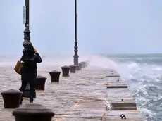 La bora spazza molo Audace a Trieste. Foto Silvano