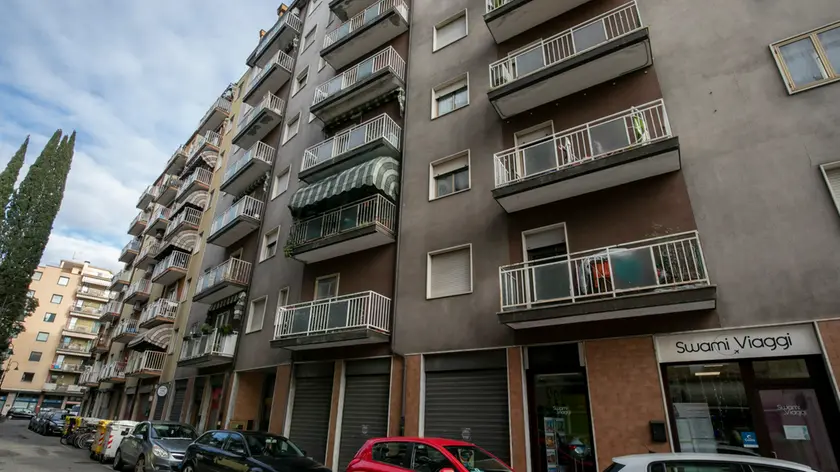Il condominio del tentato omicidio-suicidio a Monfalcone (Bonaventura)