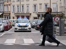 Una pattuglia della Polizia locale in centro città Foto Massimo Silvano