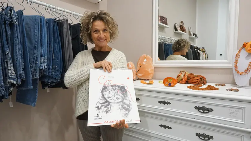 Il negozio di via IX Agosto. Foto Tibaldi