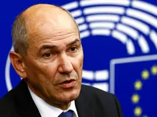 Janez Janša, leader del maggior partito di centrodestra, attualmente all’opposizione, il Partito democratico sloveno (Sds), è in corsa per tornare sulla poltrona di premier dopo le prossime elezioni parlamentari in programma il 22 marzo.