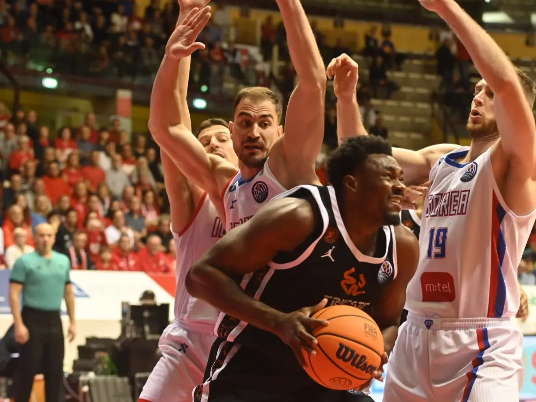 Mady Sissoko in azione in Champions League (foto Bruni)
