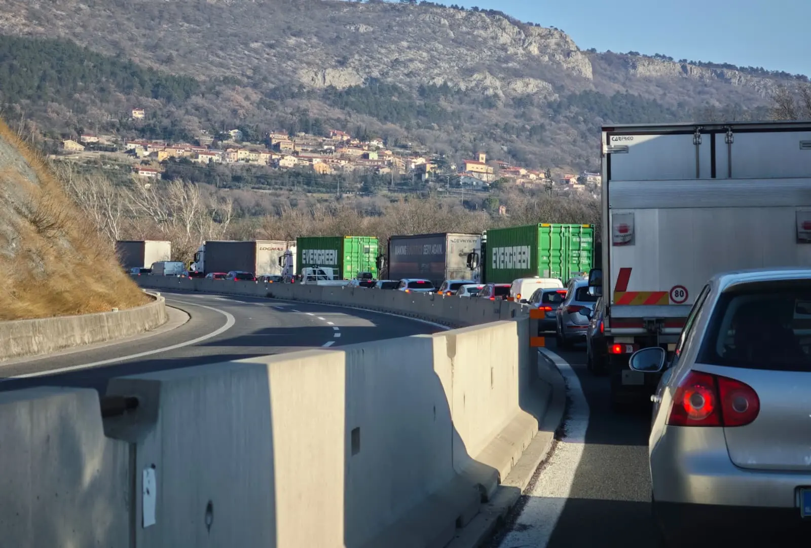 La coda lungo la Gvt lunedì mattina a causa dello scontro