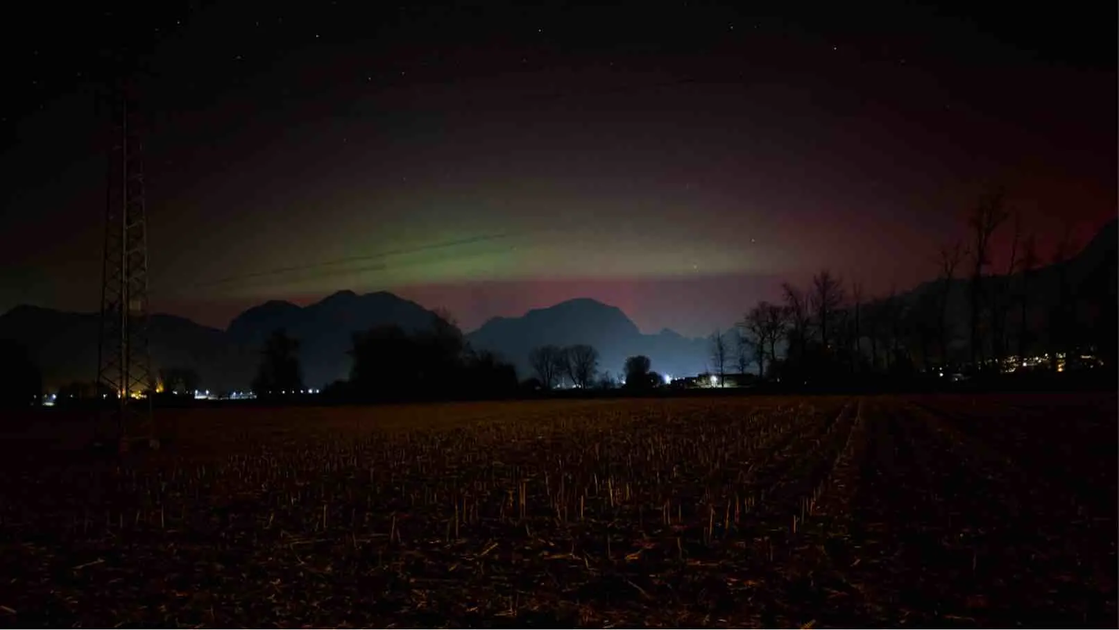 Ecco le foto che ci avete mandato dello spettacolo nel cielo