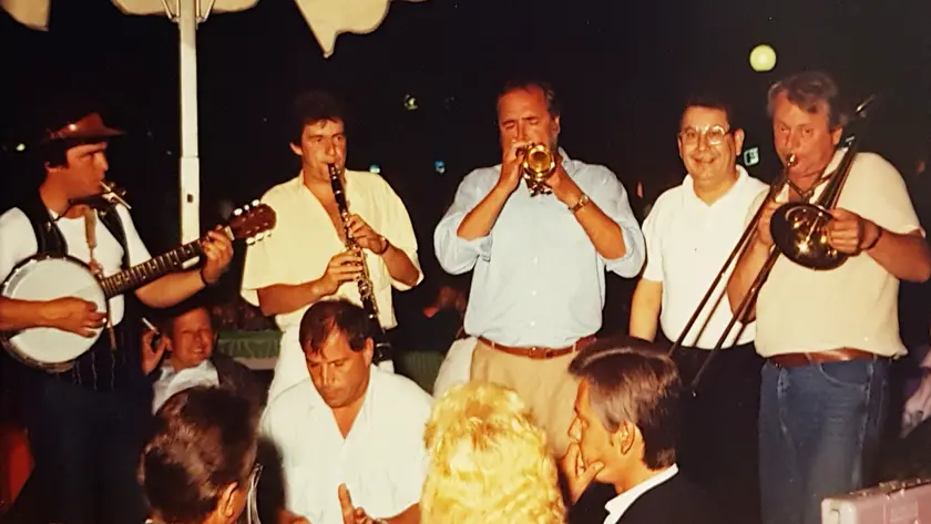 Uno dei ricorrenti concertini serali estivi che hanno segnato la storia del Bar Odeon.