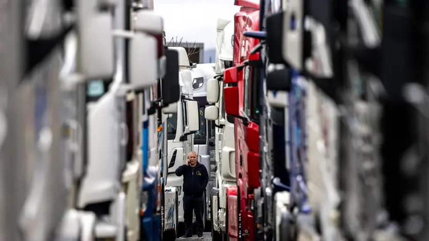 La protesta dei camionisti nei Balcani