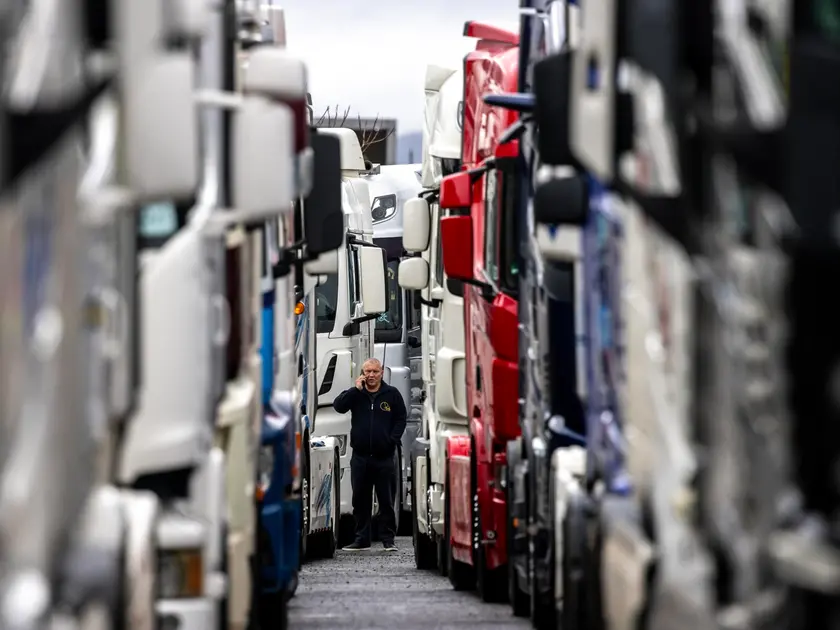 La protesta dei camionisti nei Balcani