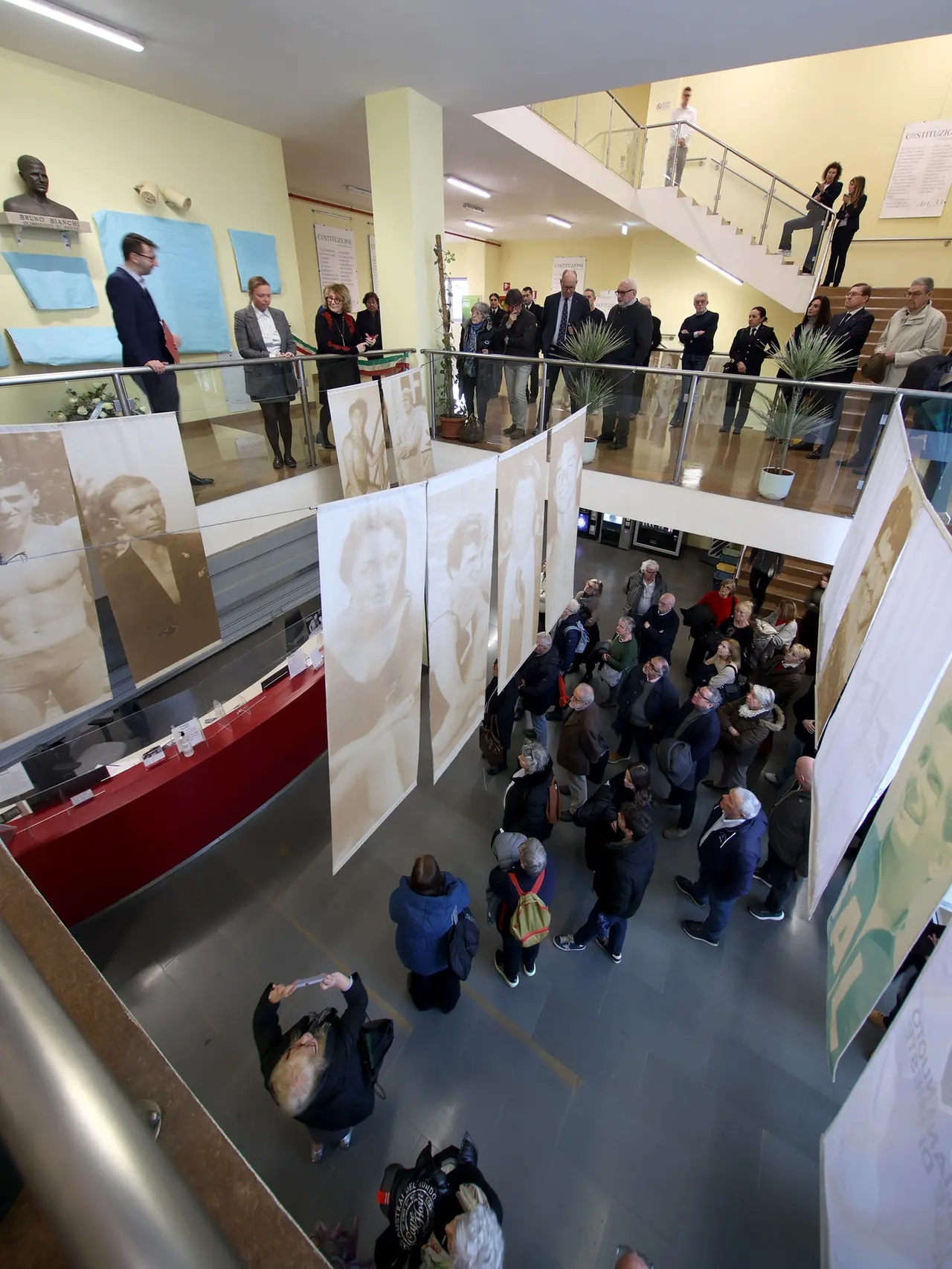 L'inaugurazione, alla piscina Bianchi, della mostra permanente dedicata a Bruno Bianchi. Foto servizio di Andrea Lasorte