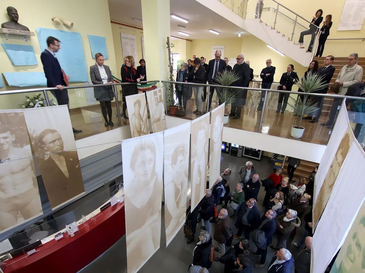 L'inaugurazione, alla piscina Bianchi, della mostra permanente dedicata a Bruno Bianchi. Foto servizio di Andrea Lasorte